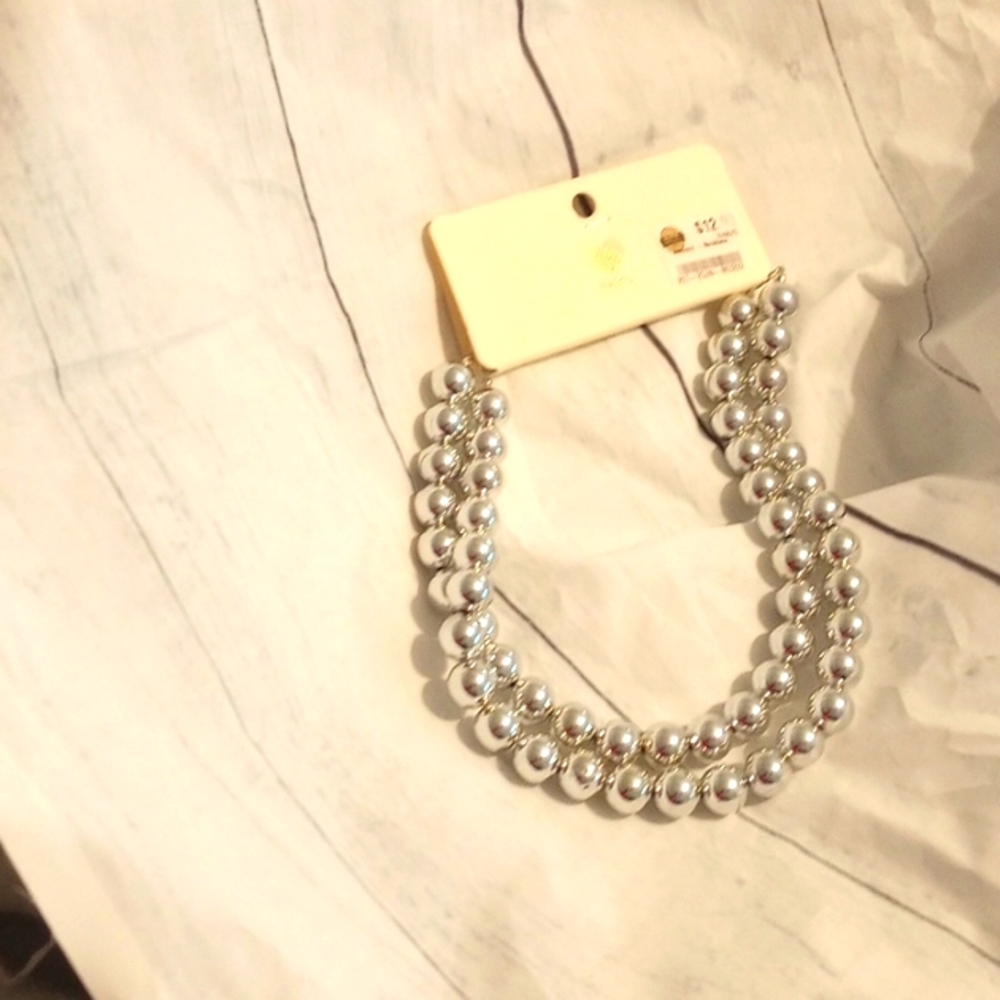 2/8 Silver beaded necklace choker